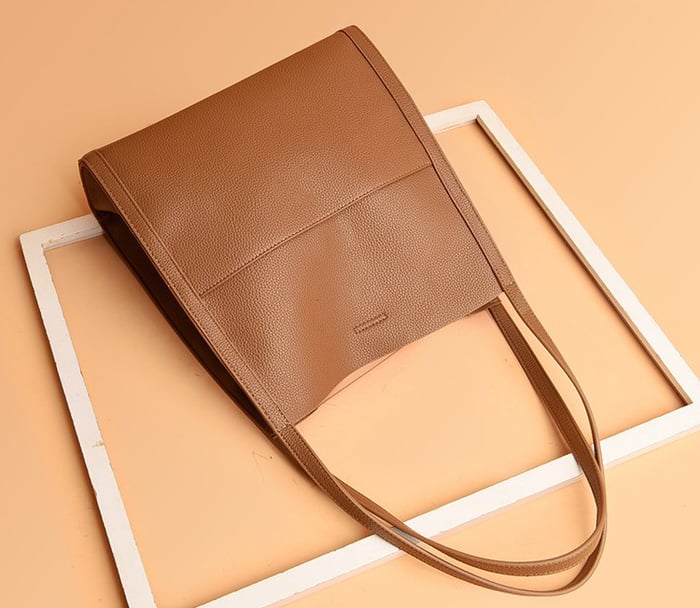 Mara™ – Handgefertigte elegante Umhängetasche aus Leder
