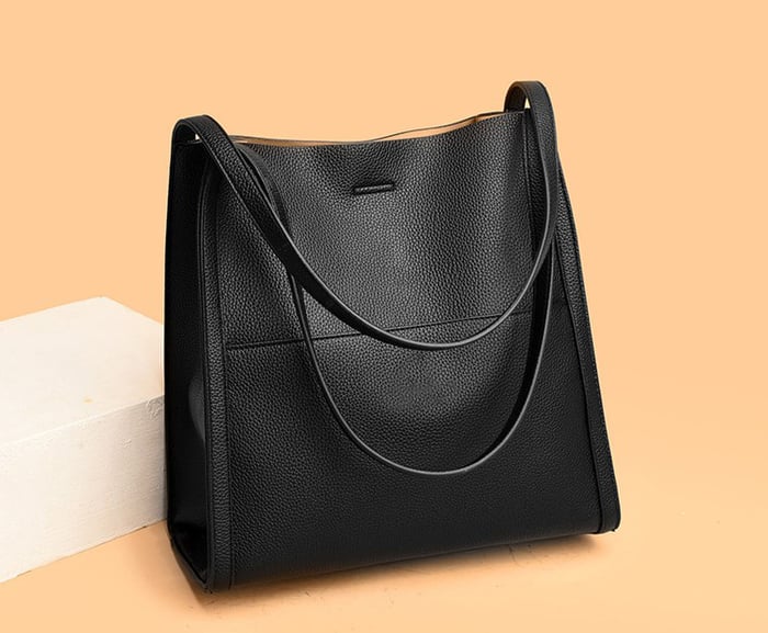 Mara™ – Handgefertigte elegante Umhängetasche aus Leder