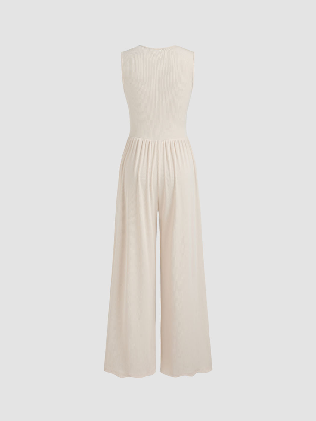 Irina - Jumpsuit mit V-Ausschnitt, Rüschen und weitem Bein