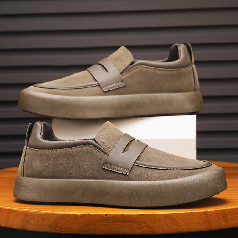 Herren Wildleder Slipper - Komfortabel & Elegant