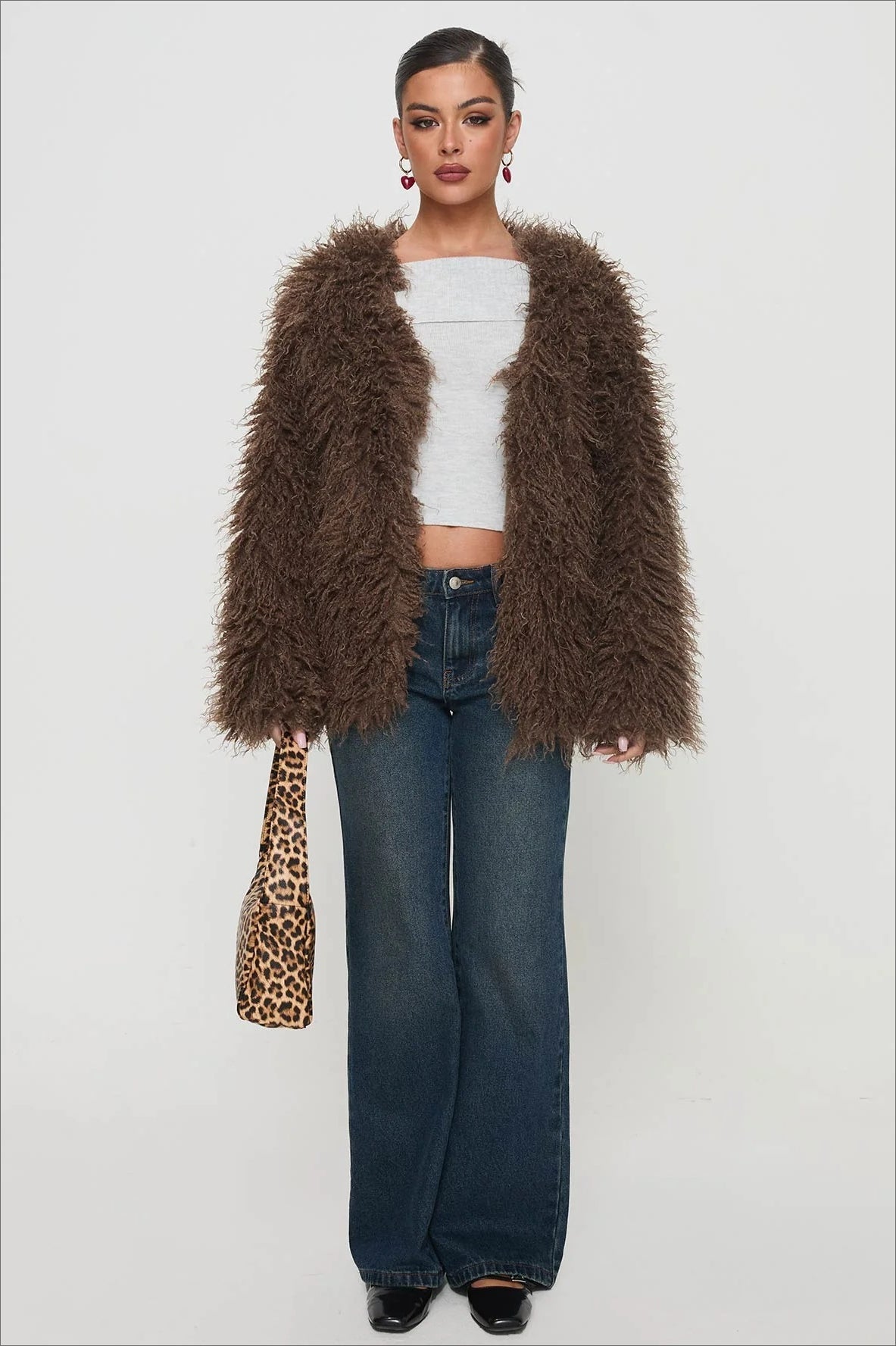 Flauschiger brauner Oversize-Cardigan