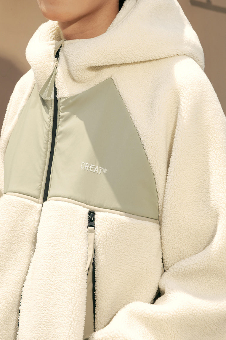 Trendige Sherpa-Jacke für den Außenbereich