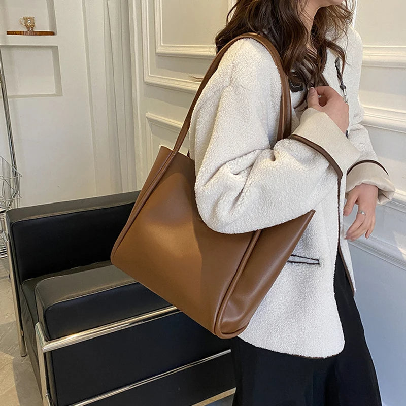 Elegante Tragetasche mit großem Fassungsvermögen