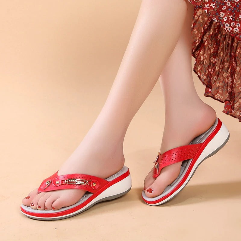 Orthopädische Sandalen mit weichem Polster – ultimative Unterstützung des Fußgewölbes