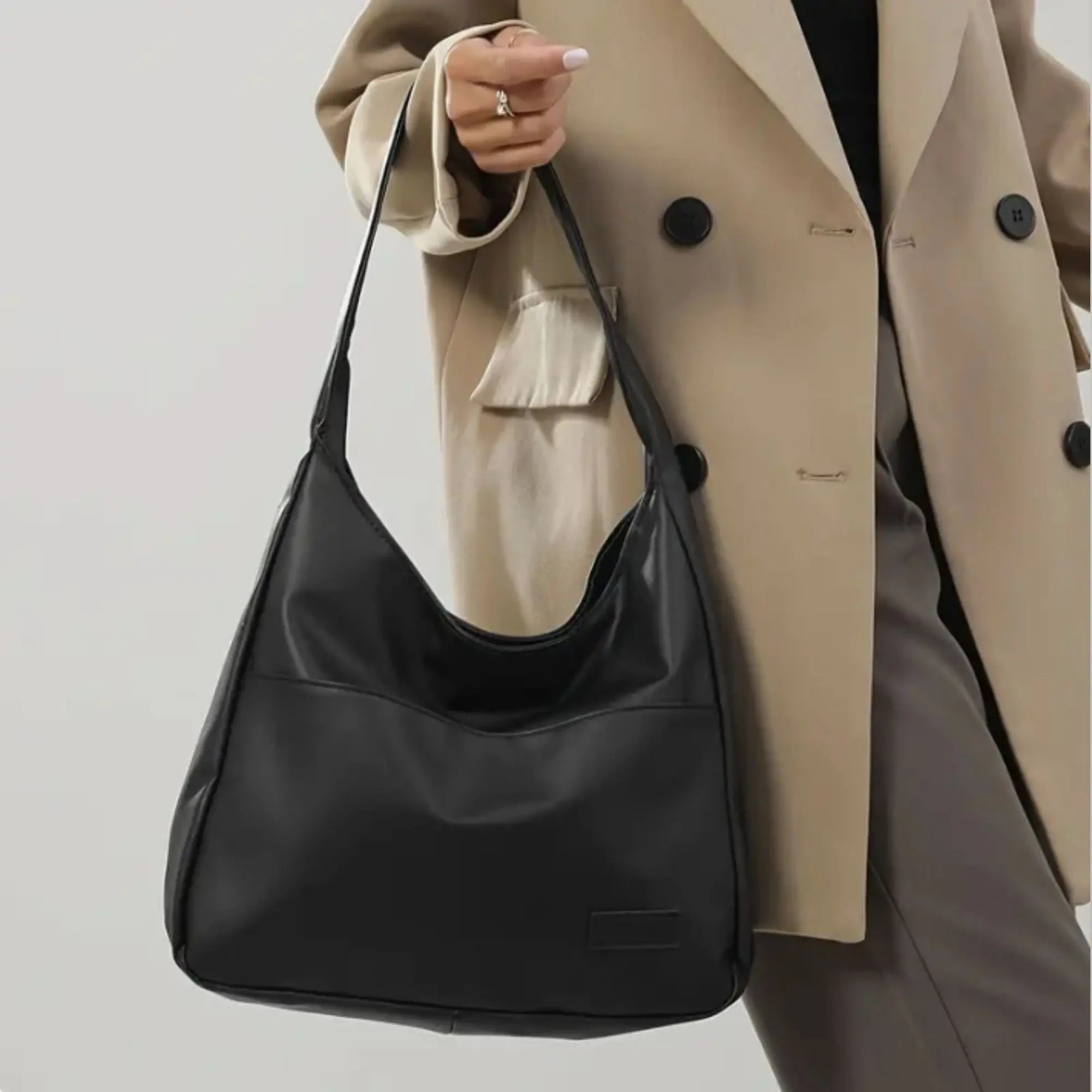 Glorias Alltäglicher Luxus | Vintage Ledertasche