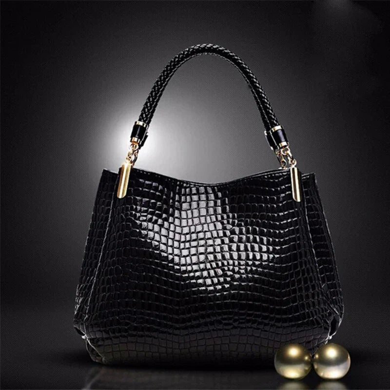 Tessa™ - Stilvolle Handtasche mit Krokodilmuster