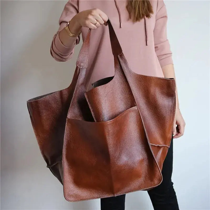 Lauras Zeitlose Anziehung | Vintage Ledertasche