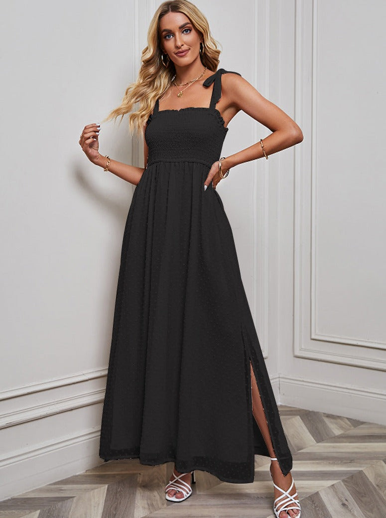 Süßes, einfarbiges Kleid mit strukturiertem Schlitz an der Schulter und Schleife