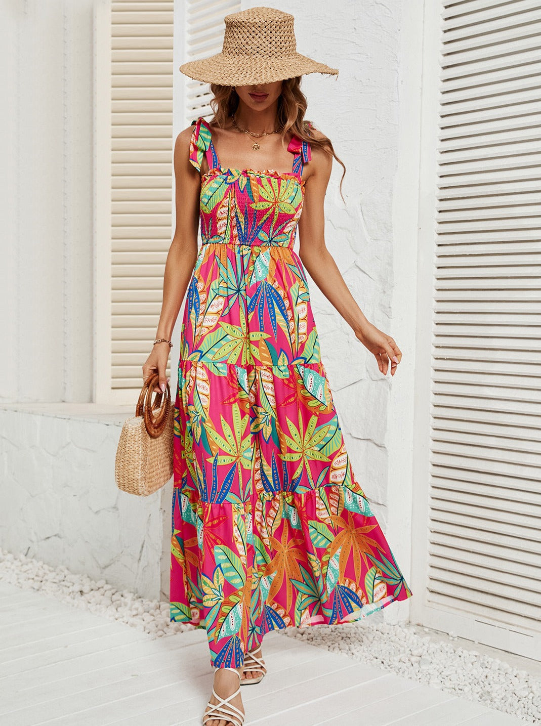 Lässiges, lockeres, florales Boho-Neckholder-Wickelkleid mit hoher Taille