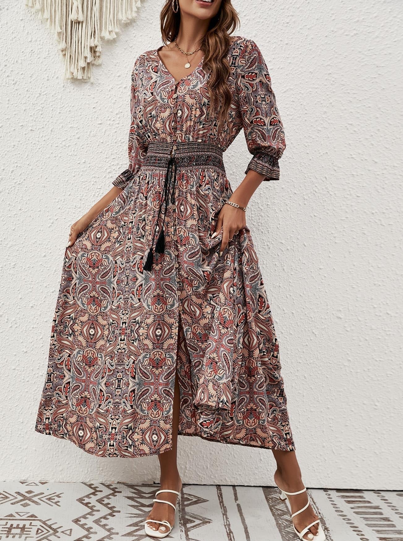 Bedrucktes Vintage-Midikleid mit halblangen Ärmeln im Boho-Stil