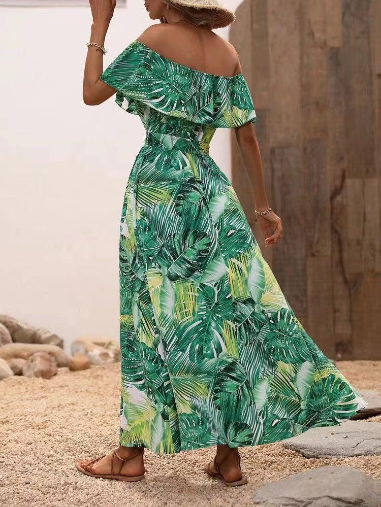 Elegantes schulterfreies Kleid mit Schlitz und tropischem Print