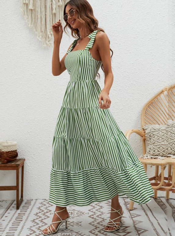 Neckholderkleid mit Schnürung und Print