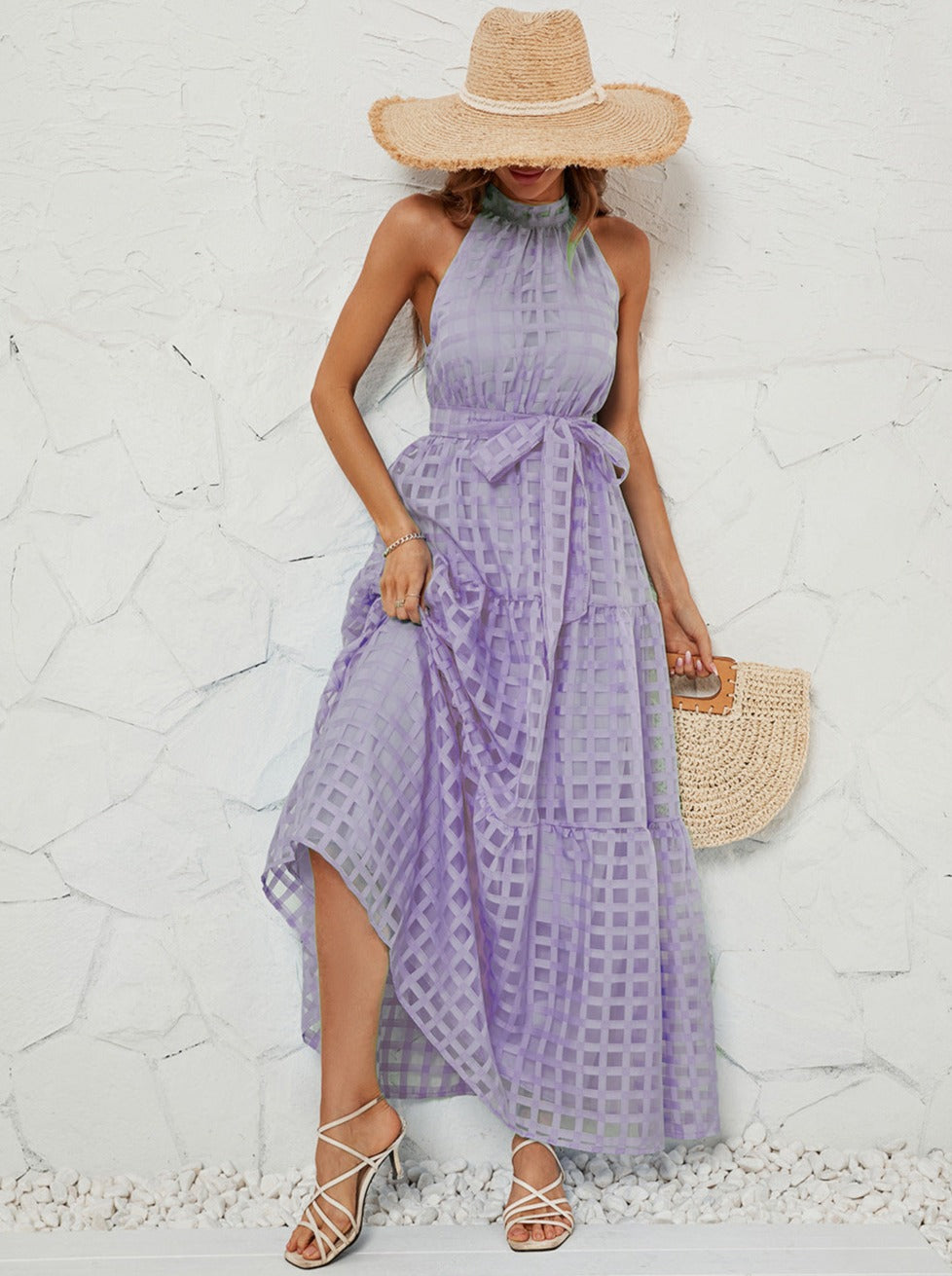 Lila Neckholder-Maxikleid aus Netzstoff mit Gürtel