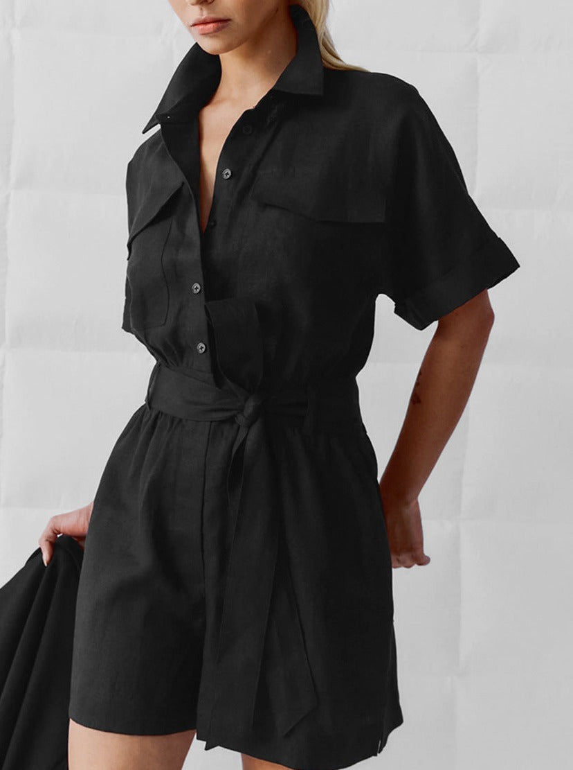 Vielseitiger Jumpsuit mit Schnürung, kurzen Ärmeln und weitem Bein