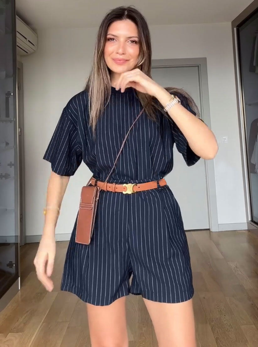 Set aus gestreiftem Rundhalspullover und Shorts