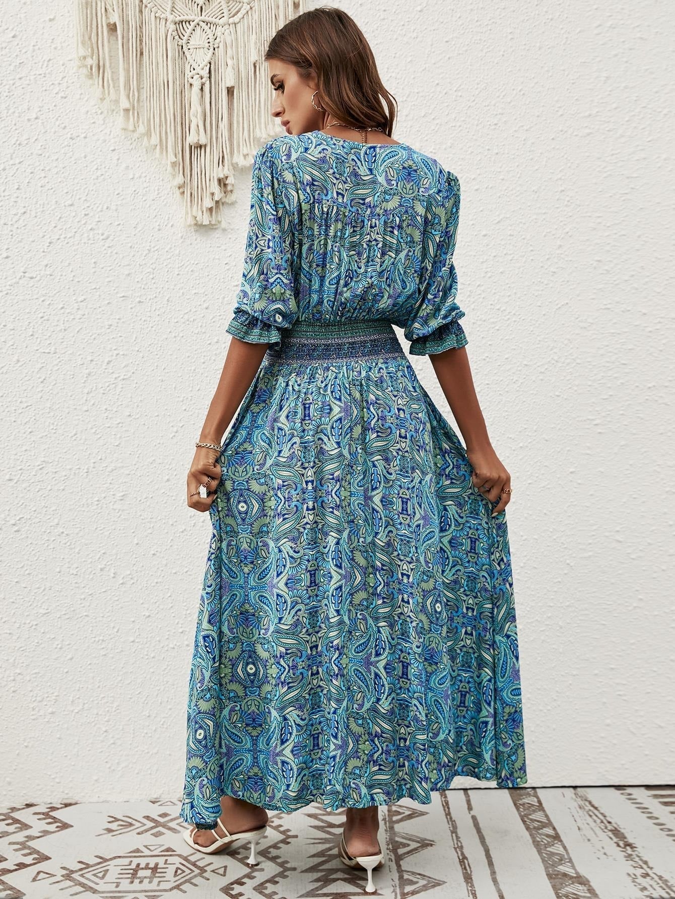 Bedrucktes Vintage-Midikleid mit halblangen Ärmeln im Boho-Stil