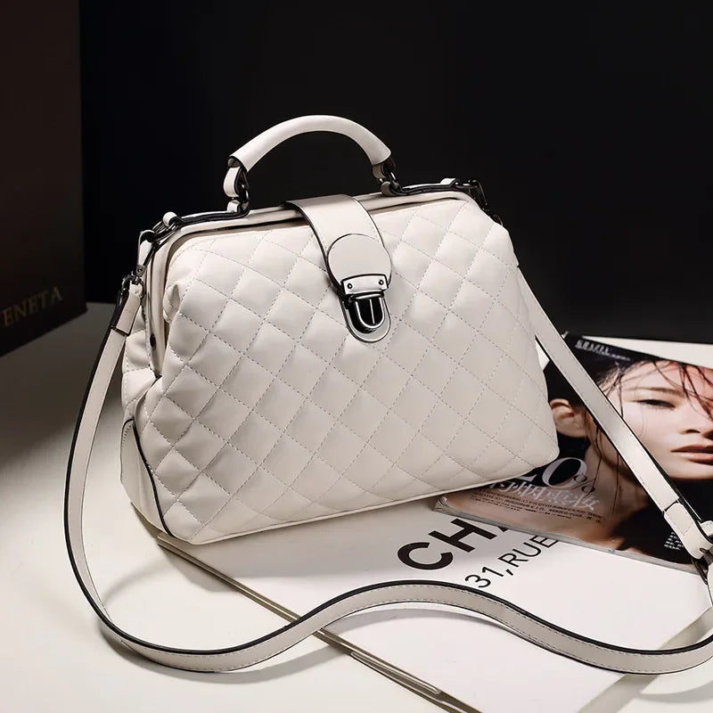 Sascha™ | Vintage-inspirierte Handtasche mit Metallschloss