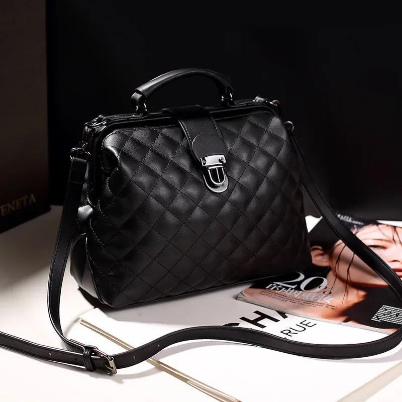 Sascha™ | Vintage-inspirierte Handtasche mit Metallschloss