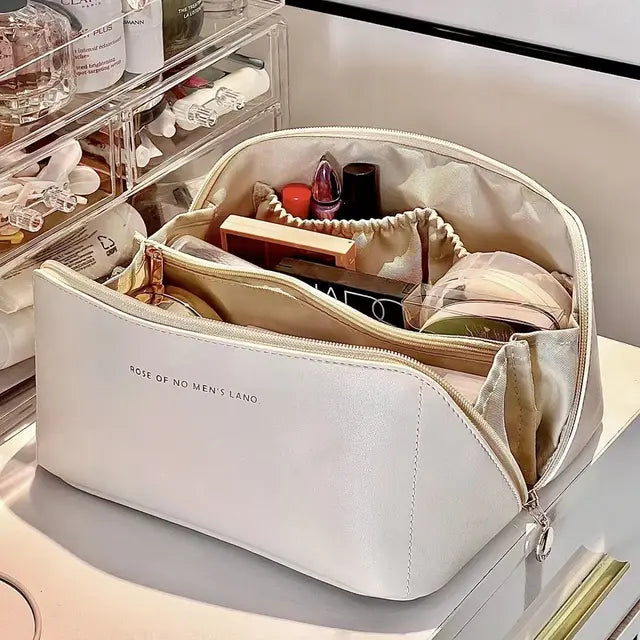 Reise-Kosmetiktasche mit großem Fassungsvermögen