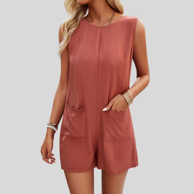Schicker ärmelloser monochromer Jumpsuit-Shorts mit Taschen