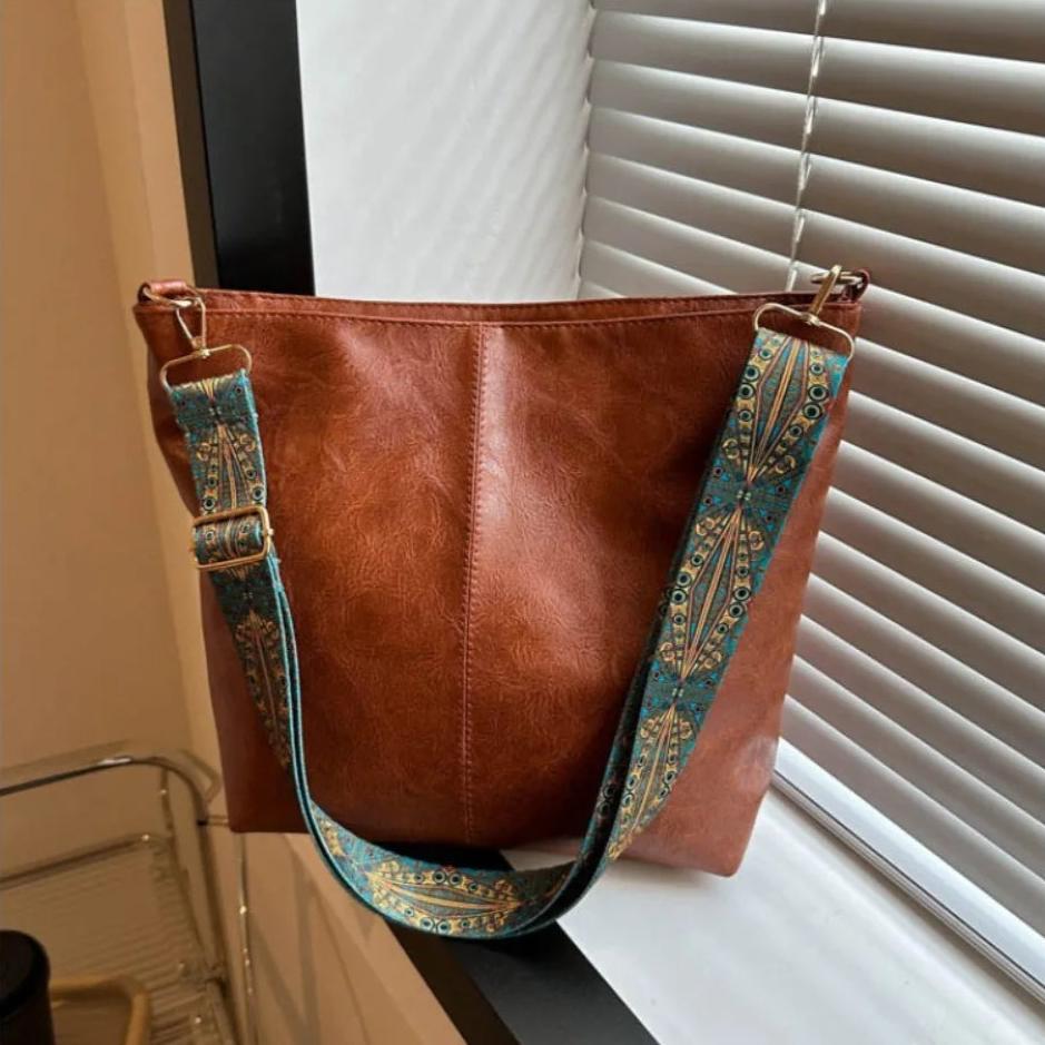 Mia - Beuteltasche mit großem Fassungsvermögen und Vintage-Schultergurt