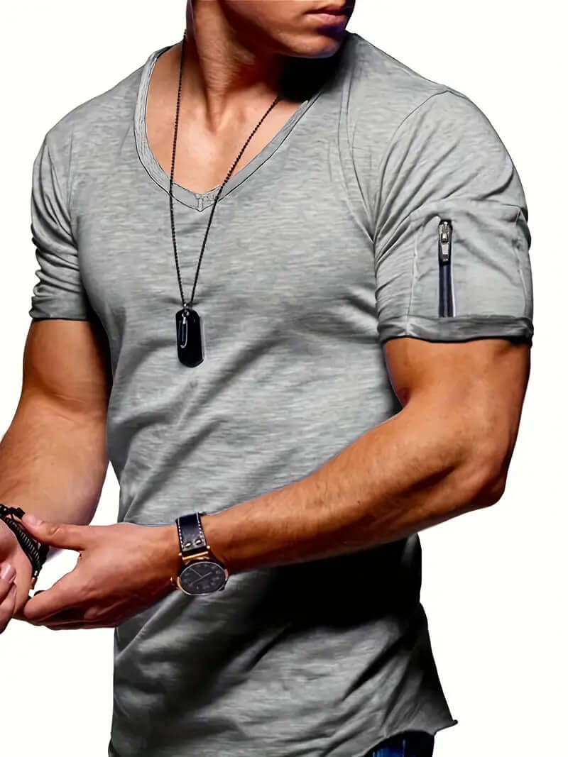 Locker sitzendes Herren-T-Shirt mit V-Ausschnitt
