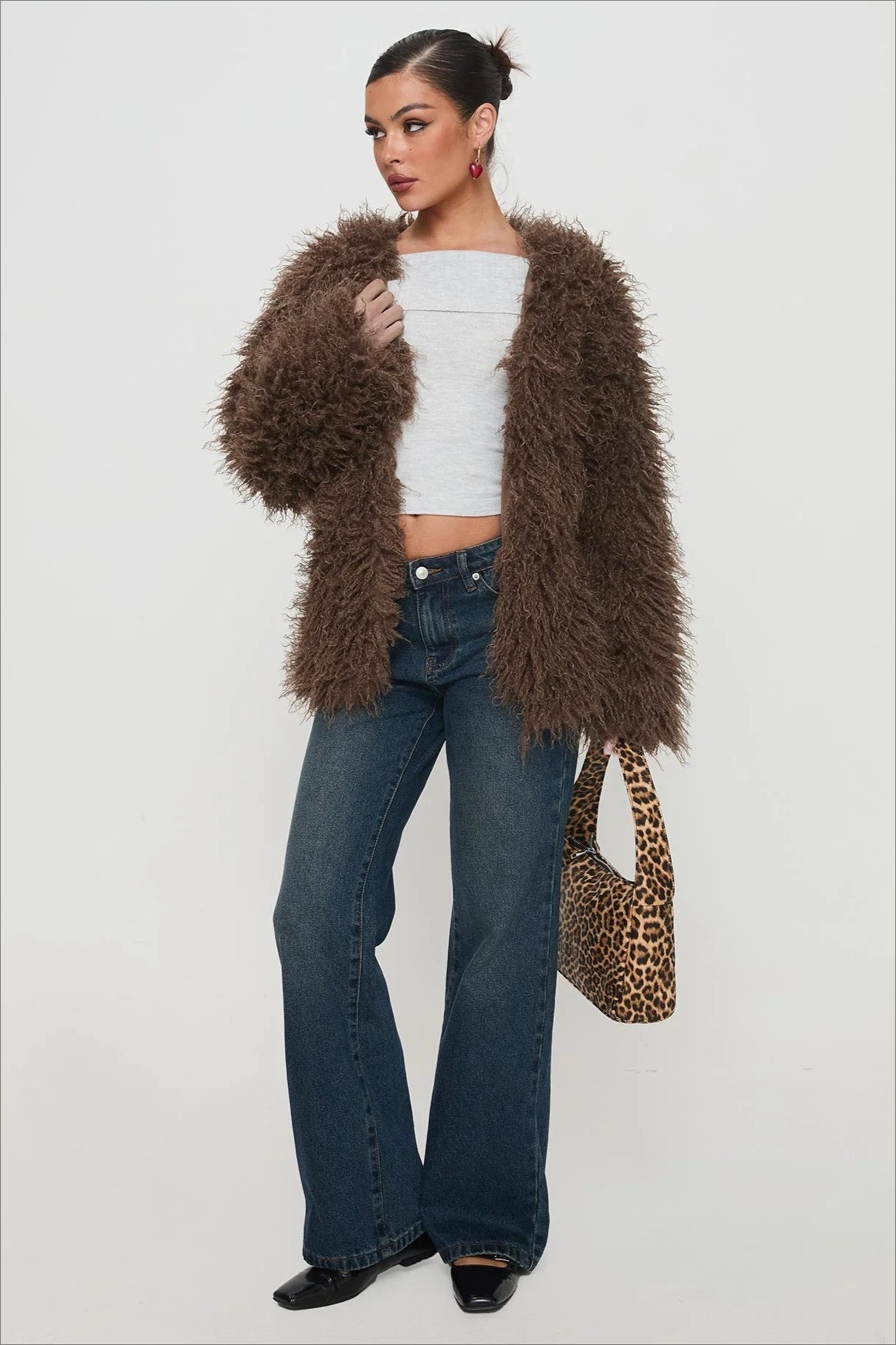 Flauschiger brauner Oversize-Cardigan