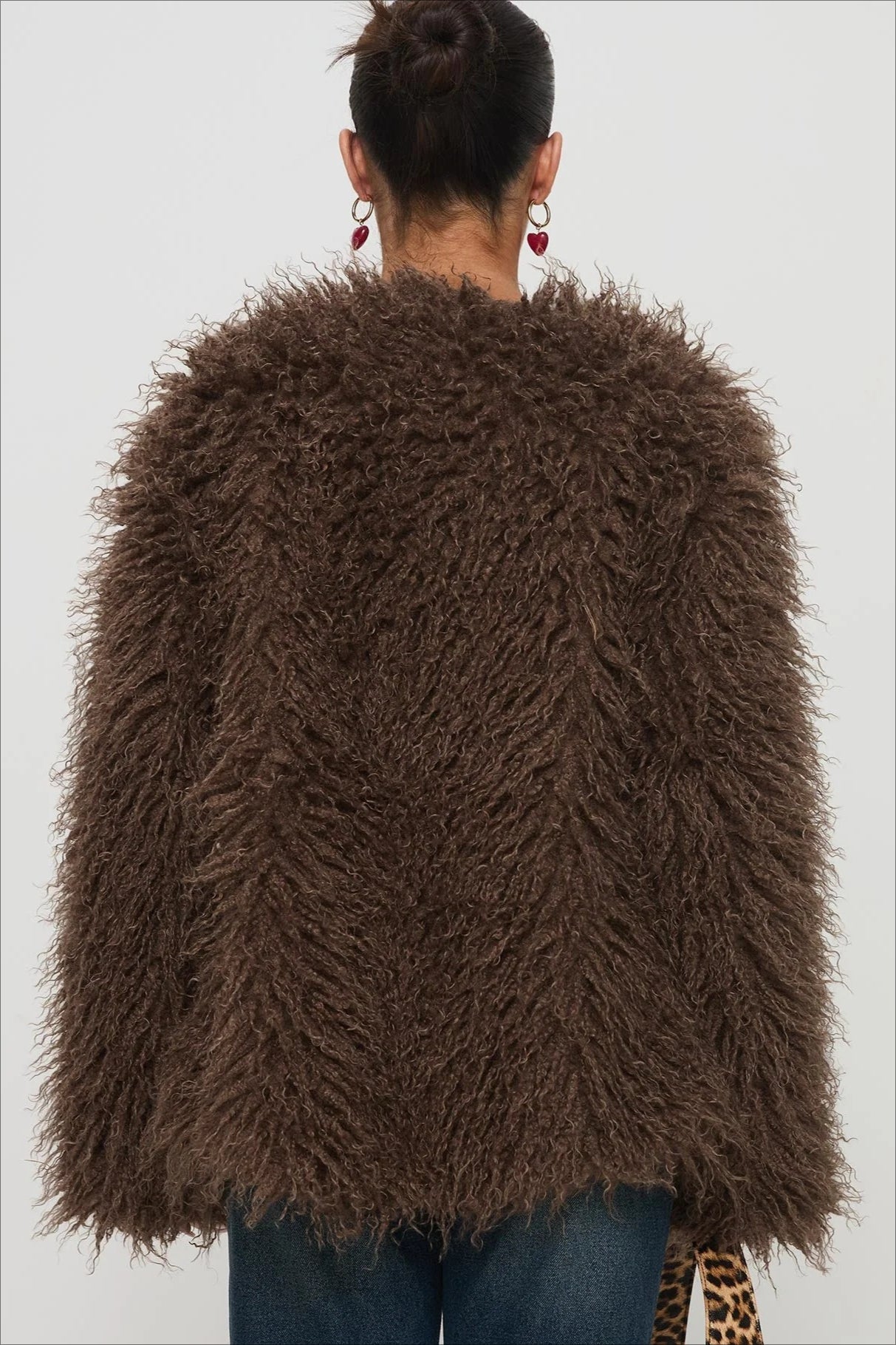 Flauschiger brauner Oversize-Cardigan