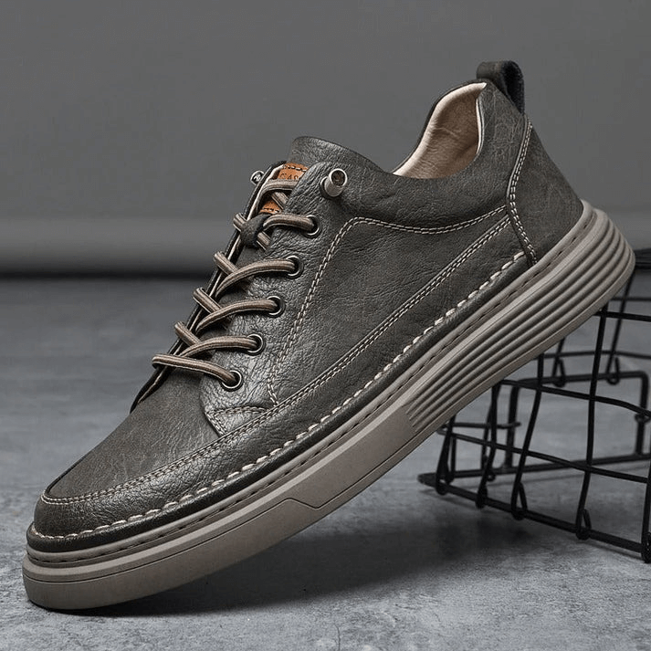 Orthopädischer Sneaker aus echtem Leder