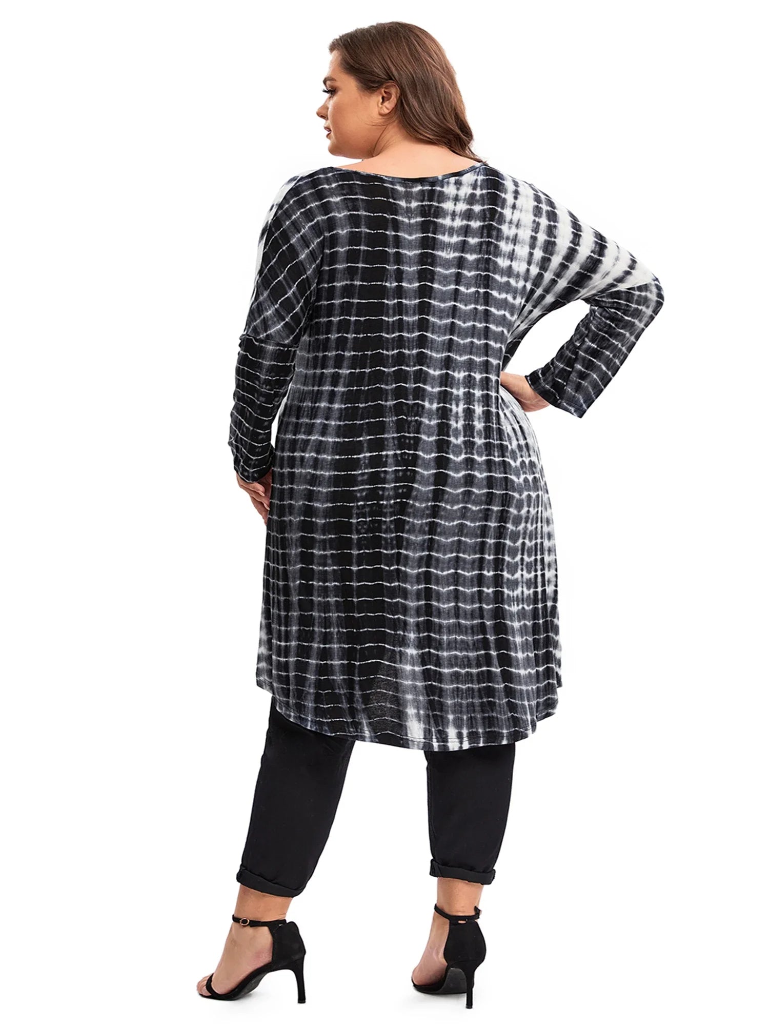 Batik-Langarmshirt mit Hi-Low-Schnitt – Selina