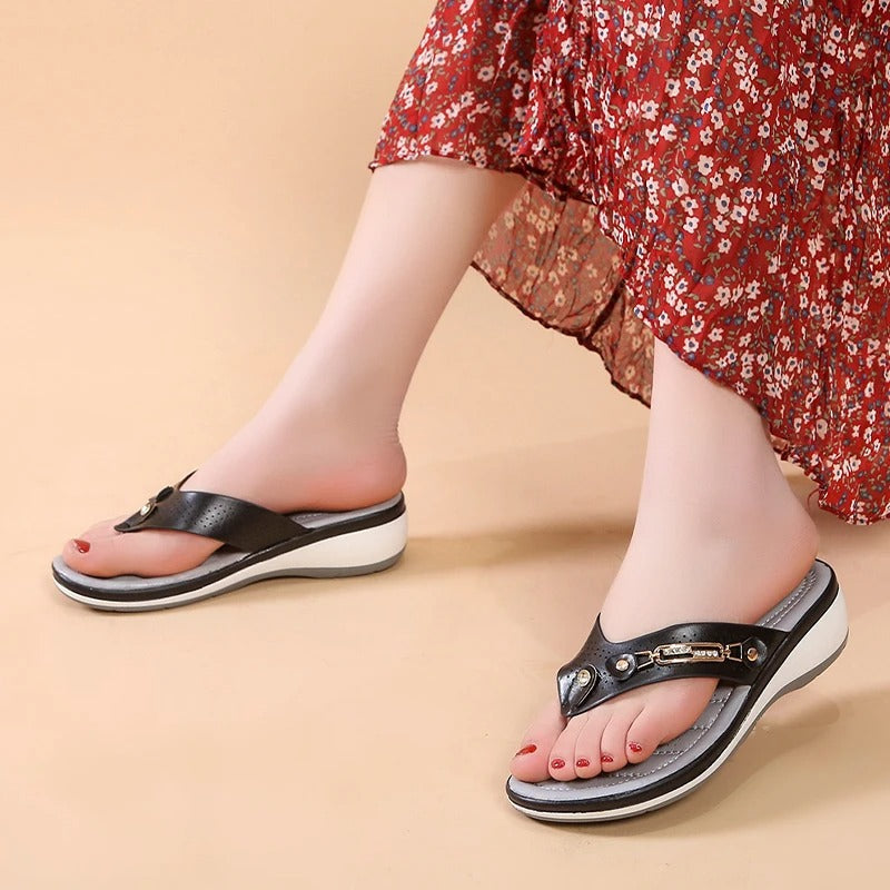Orthopädische Sandalen mit weichem Polster – ultimative Unterstützung des Fußgewölbes