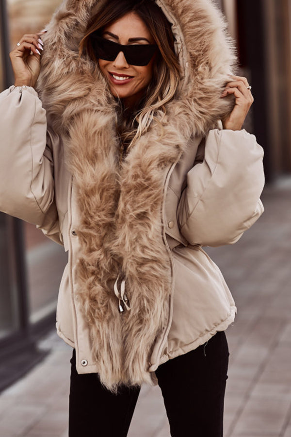 Stylischer Parka mit Fell