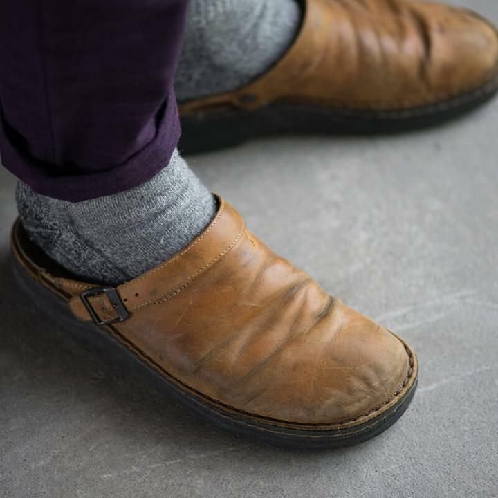 Beige Orthopädische Lederpantoffeln - Claude