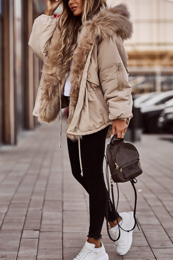 Stylischer Parka mit Fell