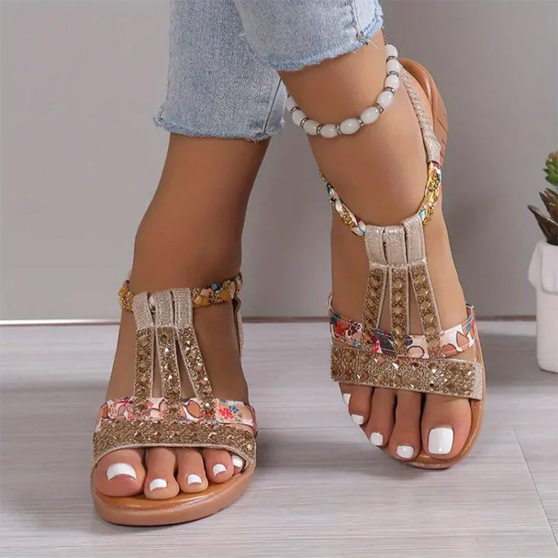Neue ergonomische Sandalen aus Kristall – mit Fußgewölbeunterstützung