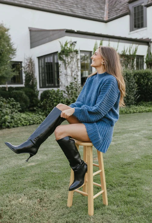 Anelia | Eleganter plissierter pullover und rock aus wildleder