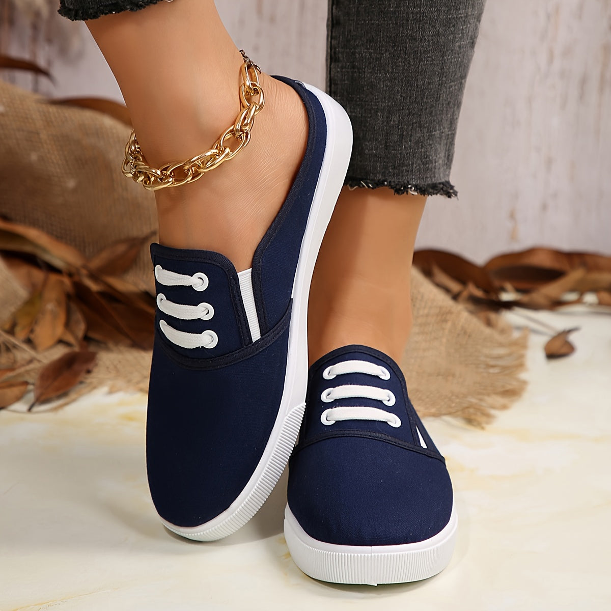 Weiße Minimalistische Sneakers - Livia