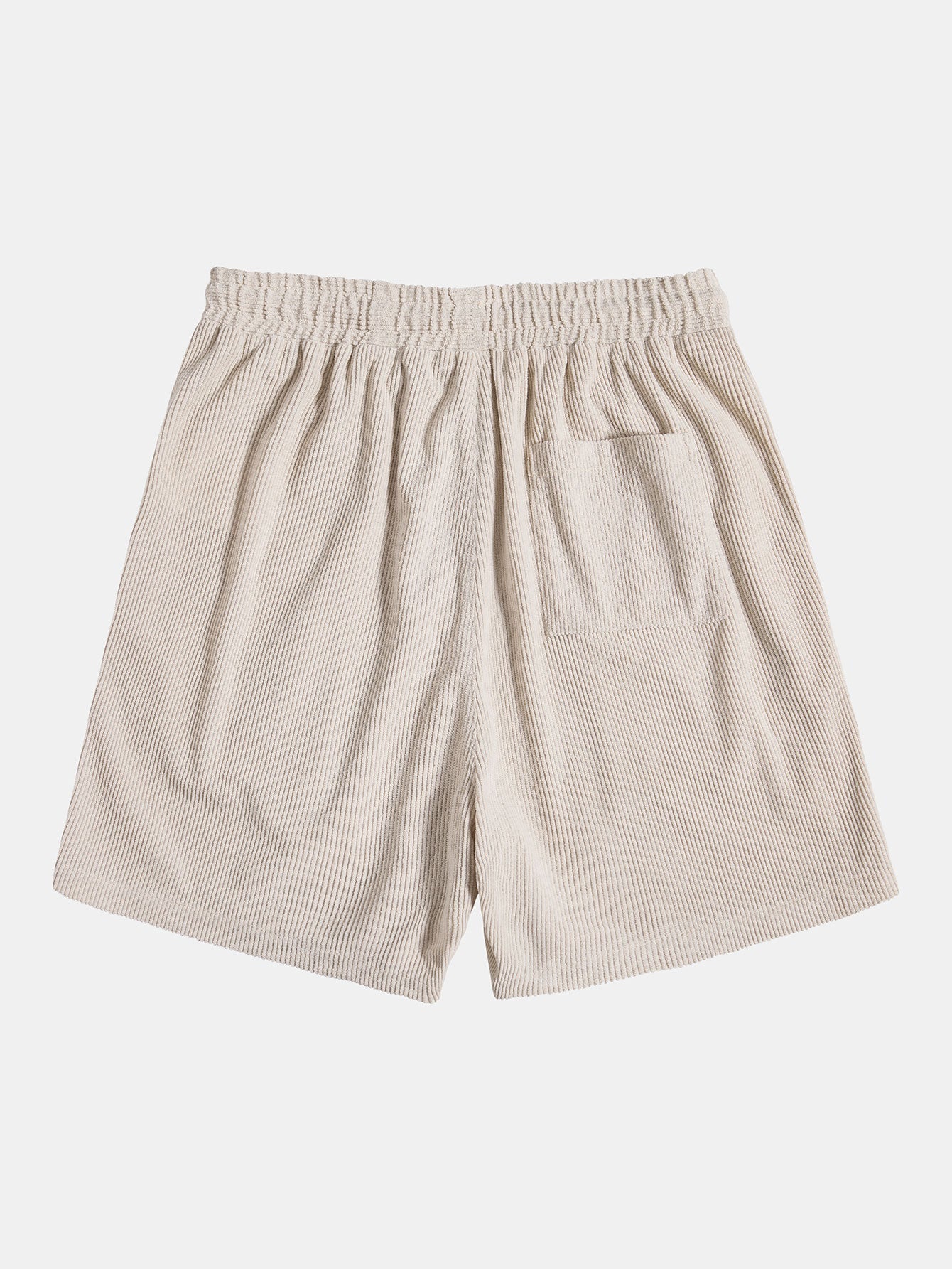 Sommerliches Polyester-Set: Lebhaftes Streifenshirt & Trendige Shorts
