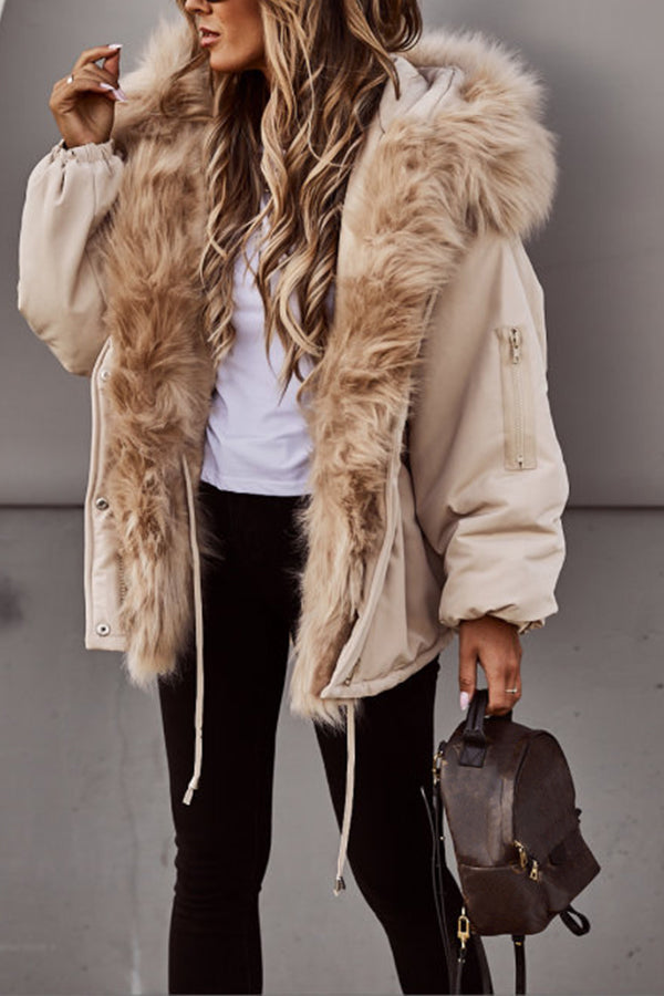 Stylischer Parka mit Fell