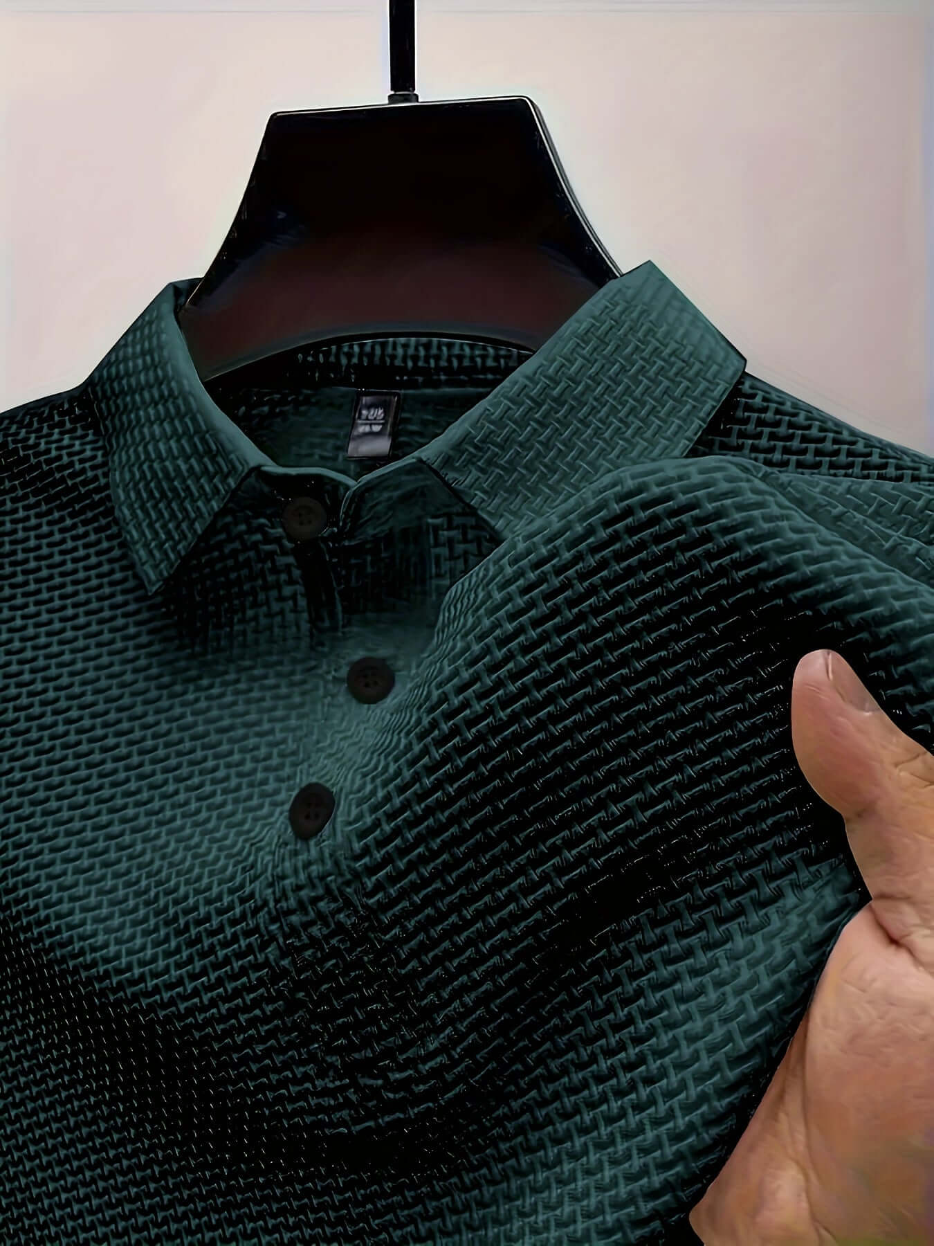 Sportliches Kurzarm-Shirt mit Knopfverschluss