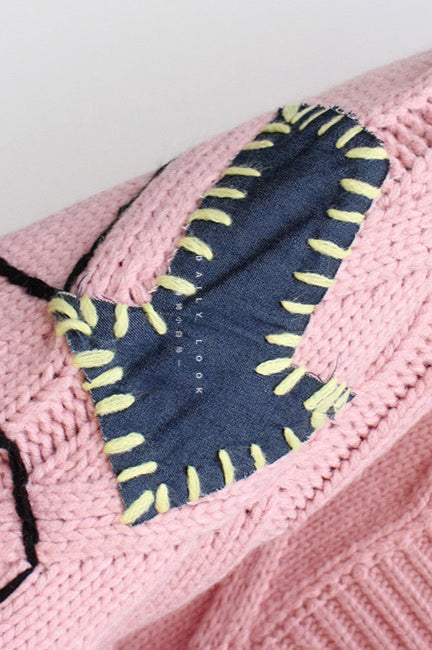 Verspielte weiße Strickjacke mit Stickerei