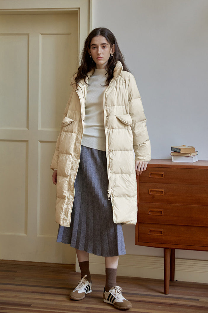 Lange Daunenjacke mit Rollkragen für Damen