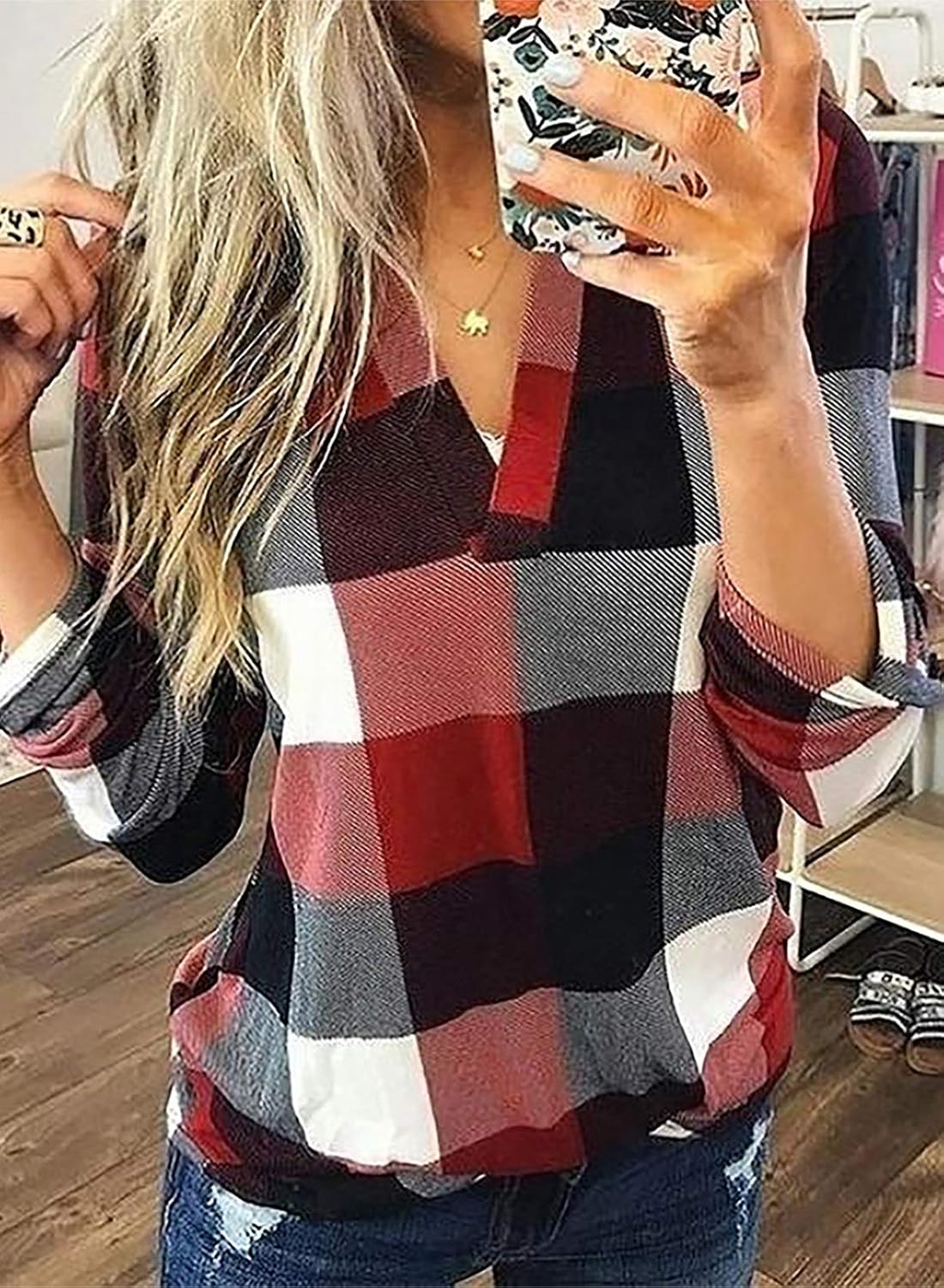 Karo-Bluse mit V-Ausschnitt für Damen – Hanna
