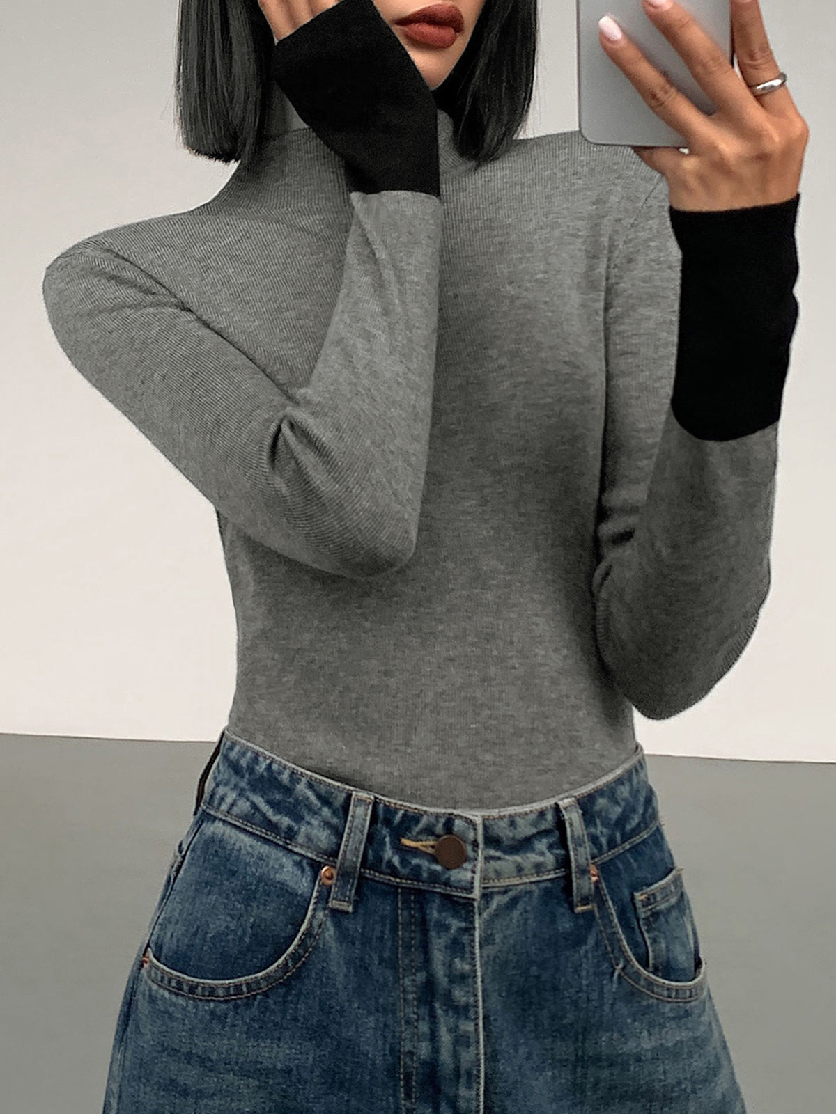 Damen-Stricktop mit Colorblock und langen Ärmeln – Lana