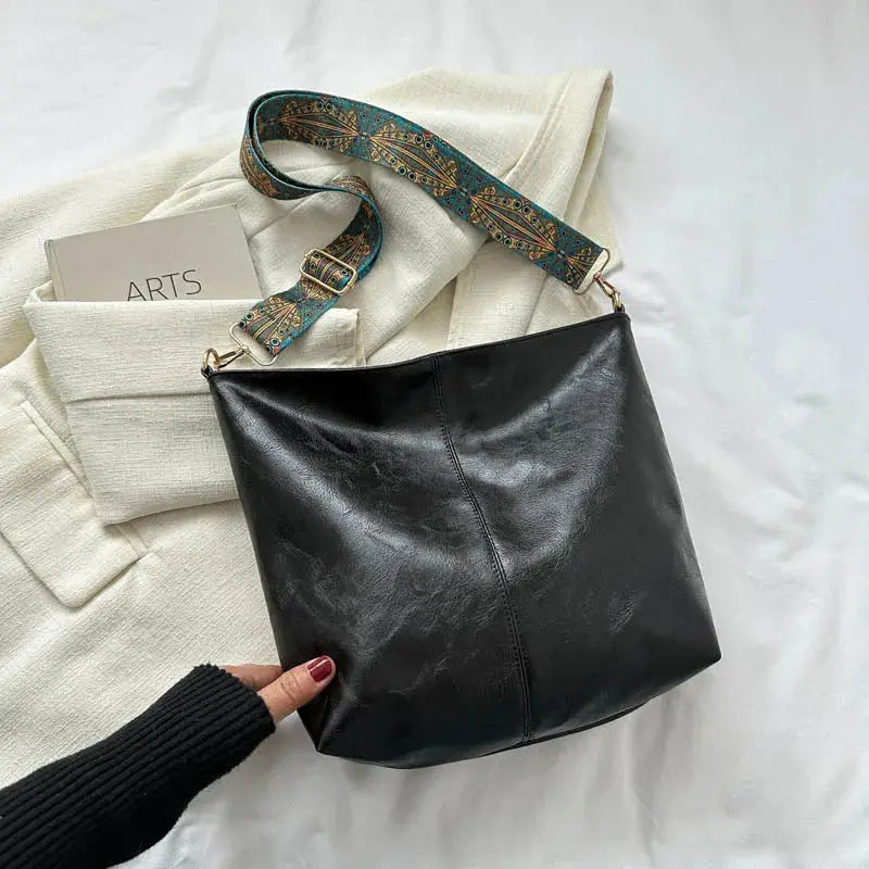 Chelseys Vintage-Charme | Lederschultertasche