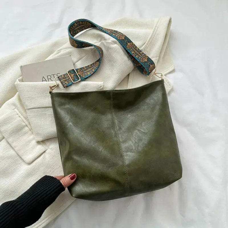 Chelseys Vintage-Charme | Lederschultertasche