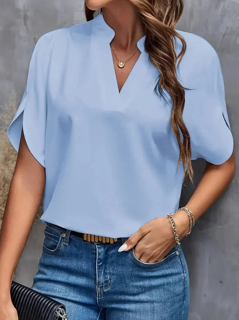 Elegante kurzärmlige Bluse mit tiefem Ausschnitt und V-Ausschnitt