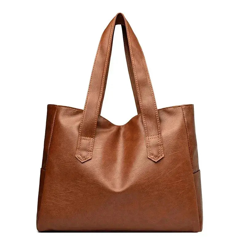 Ingrids Minimalistischer Luxus | Schultertasche aus weichem Leder