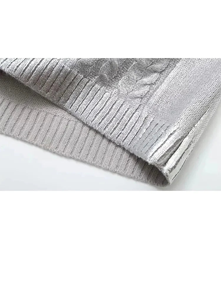 Cora | Lockerer Strick-Kabelpullover