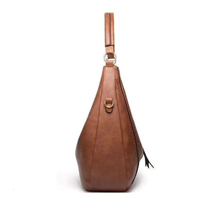 Minervas Klassische Vielseitigkeit | Vintage Ledertasche